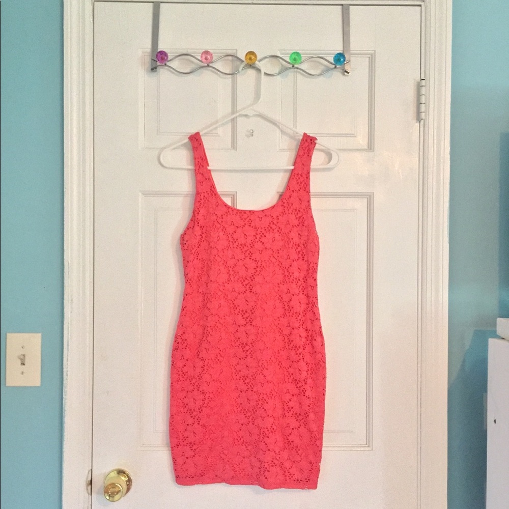 Lace pink dress
